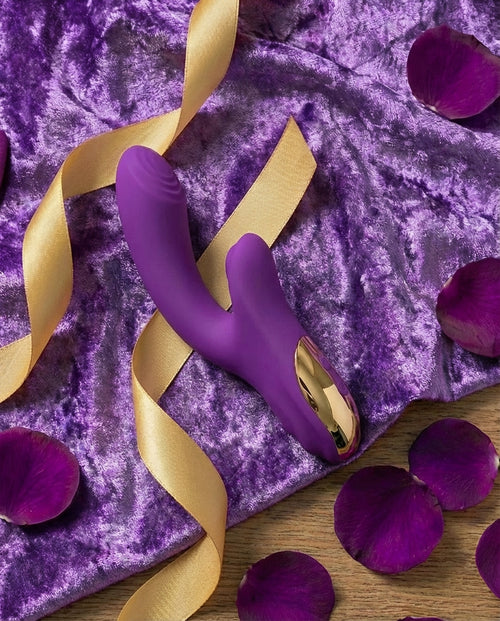 דילדו +יונק