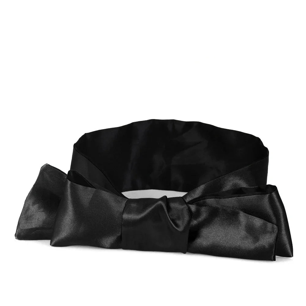 כיסוי עיניים קשירה